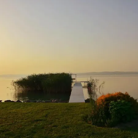 Luxury Lakefront With Private Pier & Jacuzzi